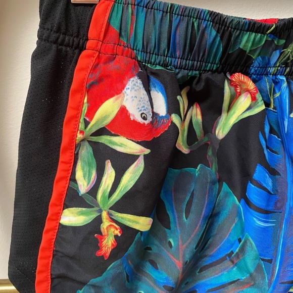 Nike Parrot Tropical Running Shorts Built-in Underwear Drawstring Windbreaker S - Picture 8 of 8